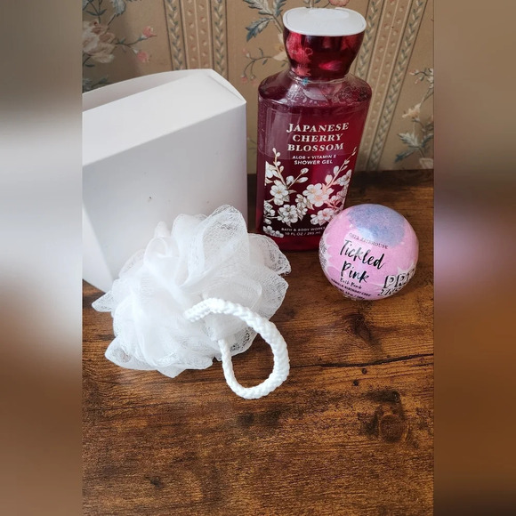 Bath bodywash set - Picture 4 of 4